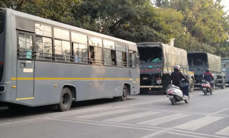 हल्द्वानी हिंसा: हल्द्वानी पहुंचने लगी पैरामिलिट्री फोर्स हल्द्वानी हिंसा: हल्द्वानी पहुंचने लगी पैरामिलिट्री फोर्स