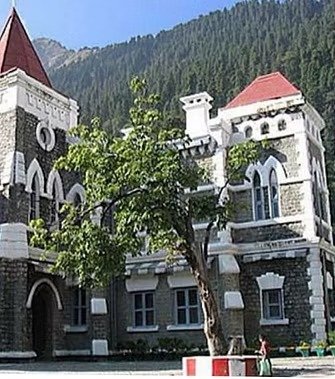 हाईकोर्ट की एक बेंच को ऋषिकेश शिफ्ट करने को लेकर हंगामा हाईकोर्ट की एक बेंच को ऋषिकेश शिफ्ट करने को लेकर हंगामा