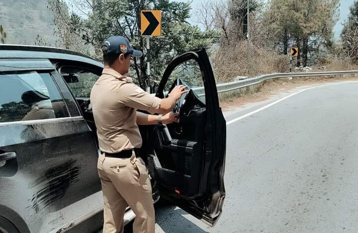 यातायात नियमों का उल्लंघन करने वाले वाहन चालकों के विरुद्ध ताबड़तोड कार्यवाही