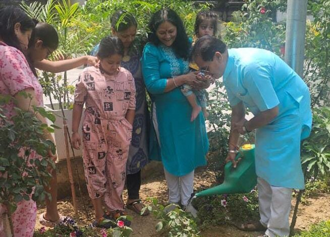 पर्यावरण संरक्षण में उत्तराखण्डवासियों की महत्वपूर्ण भूमिका : अग्रवाल पर्यावरण संरक्षण में उत्तराखण्डवासियों की महत्वपूर्ण भूमिका : अग्रवाल