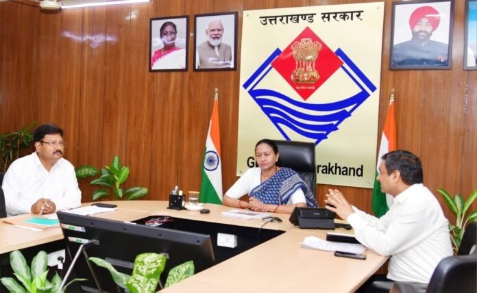 भिलंगना ब्लॉक के गांवों को मॉडल गांव के रूप में विकसित किया जाएगाः रतूडी भिलंगना ब्लॉक के गांवों को मॉडल गांव के रूप में विकसित किया जाएगाः रतूडी