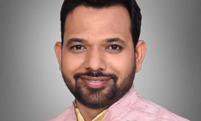 घोटाले के दोषियों को बचाने का प्रयास कर रही सरकार : संदीप घोटाले के दोषियों को बचाने का प्रयास कर रही सरकार : संदीप