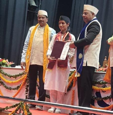 राज्य स्तर की मेरिट लिस्ट में गाड़ दिए झण्डे राज्य स्तर की मेरिट लिस्ट में गाड़ दिए झण्डे