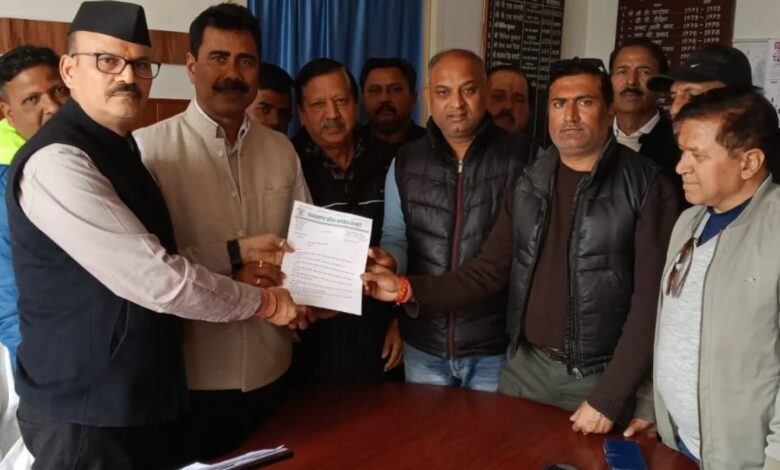 कांग्रेस कार्यकर्ताओं ने किया जिला आपूर्ति कार्यालय में प्रदर्शन कांग्रेस कार्यकर्ताओं ने किया जिला आपूर्ति कार्यालय में प्रदर्शन