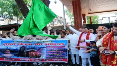 Uttarakhand News: सीएम धामी ने चारों धामों में ‘मुख्य सेवक भंडारा’ के सेवादारों की टीम को हरी झंडी दिखाकर किया रवाना….