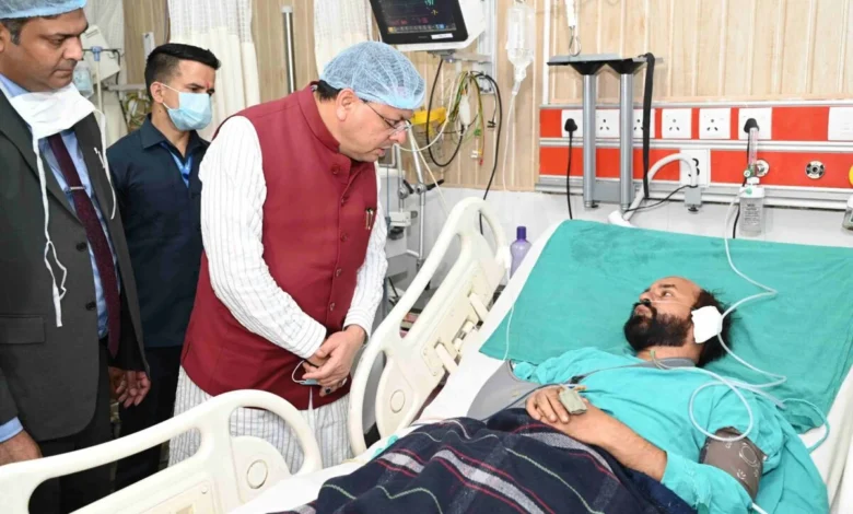 Uttarakhand News: मुख्यमंत्री पुष्कर सिंह धामी रुद्रप्रयाग बस हादसे में घायलों का जाना हालचाल, डॉक्टरों से ली जानकारी… Uttarakhand News: मुख्यमंत्री पुष्कर सिंह धामी रुद्रप्रयाग बस हादसे में घायलों का जाना हालचाल, डॉक्टरों से ली जानकारी…