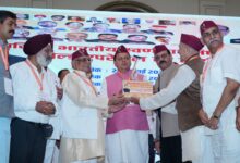 Uttarakhand News: उत्तराखंड के पारंपरिक आभूषणों को मिले वैश्विक पहचान, सीएम धामी ने दिए प्रस्तुतीकरण के निर्देश….
