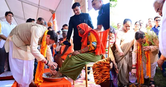 Uttarakhand News: मुख्यमंत्री ने कांवड़ियों का किया आत्मीय स्वागत, पैर धोए और पुष्पवर्षा कर जताया सम्मान… Uttarakhand News: मुख्यमंत्री ने कांवड़ियों का किया आत्मीय स्वागत, पैर धोए और पुष्पवर्षा कर जताया सम्मान…
