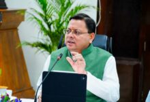 Uttarakhand News: मुख्यमंत्री पुष्कर सिंह धामी ने की हरिद्वार लोकसभा क्षेत्र की घोषणाओं की समीक्षा, विकास योजनाओं के क्रियान्वयन में नवाचार पर जोर….