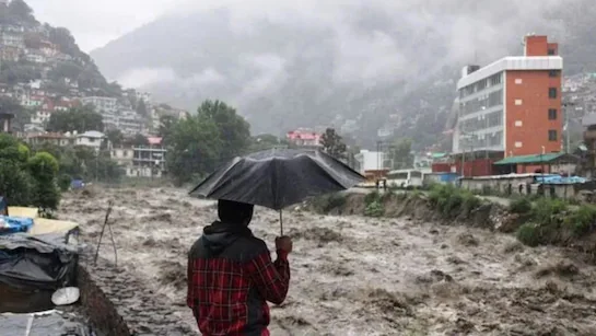 Uttarakhand News- उत्तराखंड में जमकर बरसेंगे बादल: कई जिलों में भारी बारिश का अलर्ट, जानिए आज कैसा रहेगा मौसम…. Uttarakhand News- उत्तराखंड में जमकर बरसेंगे बादल: कई जिलों में भारी बारिश का अलर्ट, जानिए आज कैसा रहेगा मौसम….