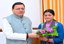 Uttarakhand News: मुख्यमंत्री धामी से मिलीं सारकोट की ग्राम प्रधान प्रियंका नेगी, गैरसैंण में बाल रोग और महिला रोग विशेषज्ञ की नियुक्ति करने का किया अनुरोध….