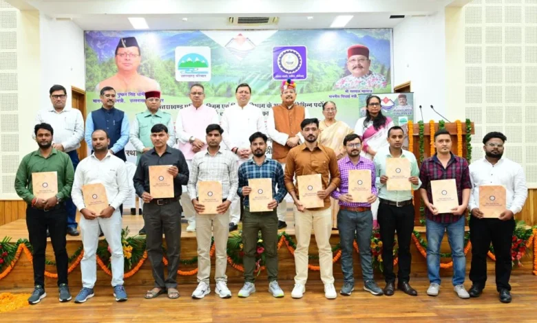 मुख्यमंत्री पुष्कर सिंह धामी ने वितरित किए नियुक्ति पत्र, परिवहन निगम के 43, सिंचाई विभाग 129 और 15 नलकूप मिस्त्रियों को मिला लेटर….