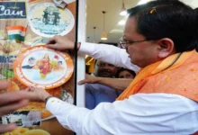 Uttarakhand News: CM धामी ने पलटन बाजार से किया ‘स्वदेशी अपनाओ, राष्ट्र को आगे बढ़ाओ’ अभियान का नेतृत्व, स्थानीय उत्पादों के उपयोग पर दिया जोर…..