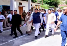 Uttarakhand News: हम आपके साथ मजबूती से खड़े हैं… CM धामी ने आपदा प्रभावित लोगों से मिलकर किया मदद करने का भरोसा, अधिकारियों को दिए सख्त निर्देश…..