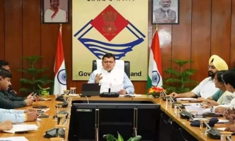 धामी कैबिनेट के बड़े फैसले: उपनल कर्मियों को मिलेगा न्यूनतम वेतनमान और डीए, आपदा प्रभावितों को पक्के मकान की सौगात…. धामी कैबिनेट के बड़े फैसले: उपनल कर्मियों को मिलेगा न्यूनतम वेतनमान और डीए, आपदा प्रभावितों को पक्के मकान की सौगात….