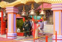 Uttarakhand News: राष्ट्रपति द्रौपदी मुर्मू ने मां नैना देवी और बाबा नीम करोली के किए दर्शन, देश की सुख-शांति और समृद्धि की कामना की….