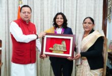 Uttarakhand News: वर्ल्ड चैंपियन स्नेह राणा ने की सीएम धामी से शिष्टाचार भेंट, मुख्यमंत्री बोले— प्रदेश की बेटियों के लिए मिसाल हैं स्नेह……