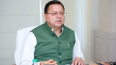 Uttarakhand News: मुख्यमंत्री पुष्कर सिंह धामी ने नागरिकों से संवाद कर सुनी शिकायतें, अधिकारियों को तत्काल कार्रवाई के निर्देश….