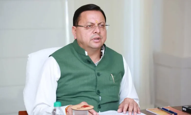 Uttarakhand News: मुख्यमंत्री पुष्कर सिंह धामी ने नागरिकों से संवाद कर सुनी शिकायतें, अधिकारियों को तत्काल कार्रवाई के निर्देश….
