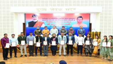 Uttarakhand News: मुख्यमंत्री पुष्कर सिंह धामी ने 215 उपनिरीक्षकों को नियुक्ति पत्र सौंपे, कहा – प्रदेश की सुरक्षा और जनसुरक्षा में निभाएं पूरी निष्ठा और समर्पण से भूमिका…..
