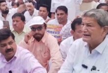 Dehradun: कांग्रेस का धरना प्रदर्शन, राज्य विधानसभा में महिलाओं को 33% आरक्षण लागू किए जाने की उठाई मांग