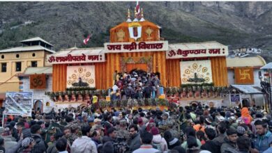 Uttarakhand: बदरीनाथ मंदिर के कपाट खुले, सीएम धामी ने की पूजा; हजारों श्रद्धालु बने पावन क्षण के साक्षी
