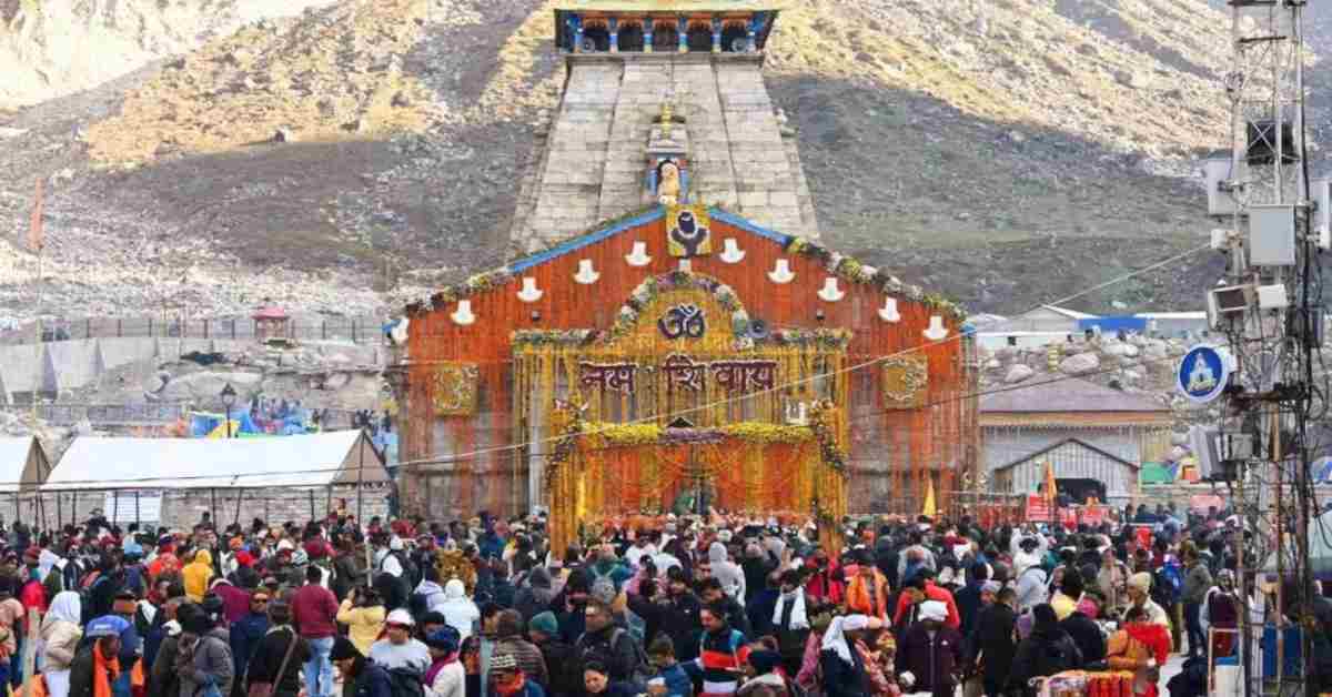 Uttarakhand News- चारधाम यात्रा 2026: उमड़ा आस्था का सैलाब, 2.38 लाख से अधिक श्रद्धालुओं ने किए दर्शन…. Uttarakhand News- चारधाम यात्रा 2026: उमड़ा आस्था का सैलाब, 2.38 लाख से अधिक श्रद्धालुओं ने किए दर्शन….