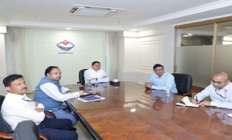 Uttarakhand News: भारत-नेपाल सीमा पर कनेक्टिविटी को मिलेगा बढ़ावा: सीएम धामी ने लैंड पोर्ट परियोजनाओं की समीक्षा की…..