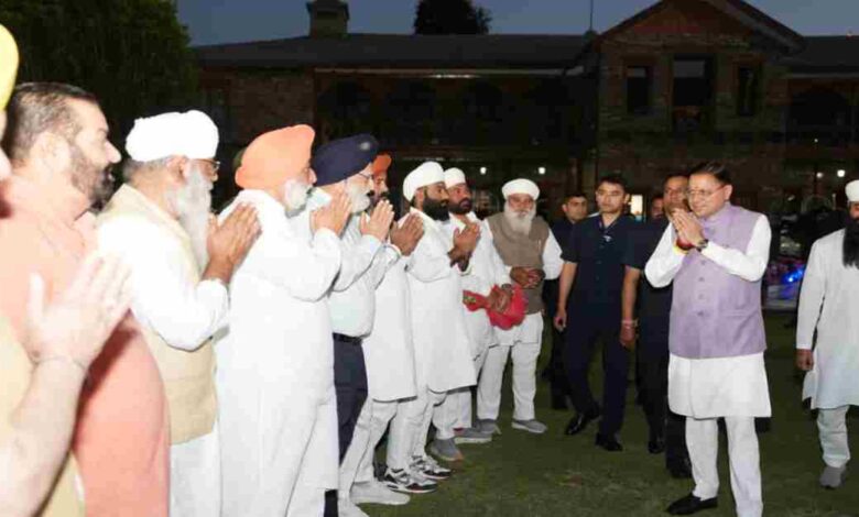 Uttarakhand News: बैसाखी पर CM धामी से सिख प्रतिनिधिमंडल की मुलाकात, हेमकुंड साहिब रोपवे परियोजना पर हुई चर्चा…… Uttarakhand News: बैसाखी पर CM धामी से सिख प्रतिनिधिमंडल की मुलाकात, हेमकुंड साहिब रोपवे परियोजना पर हुई चर्चा……