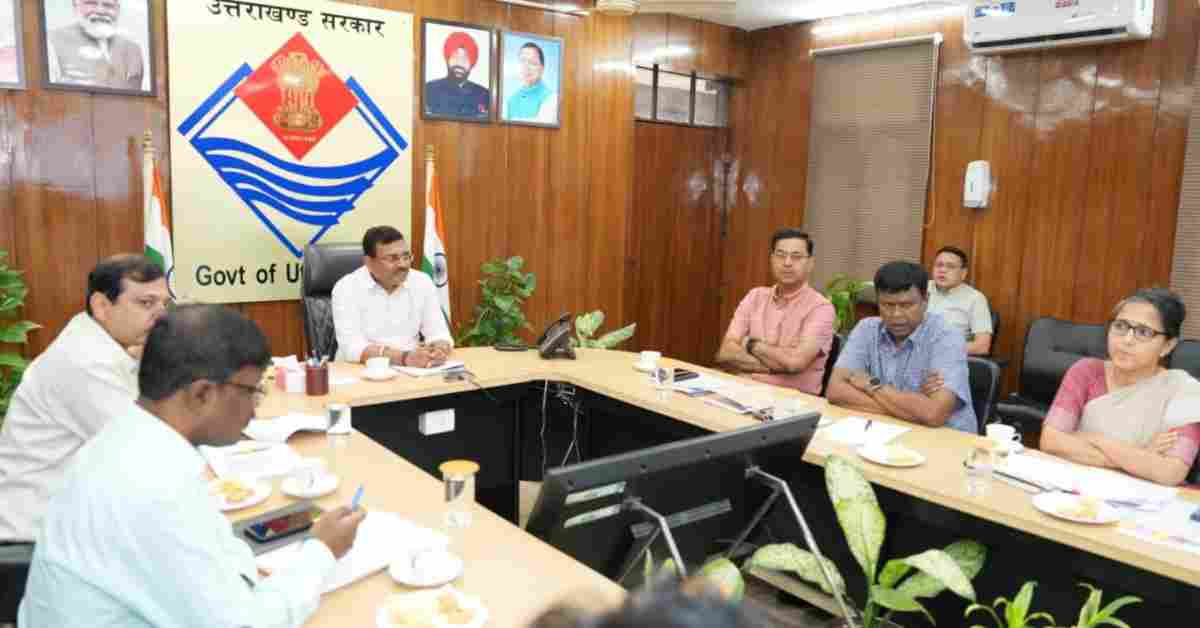 Uttarakhand News: सड़क सुरक्षा पर मुख्य सचिव आनंद बर्द्धन सख्त, बोले- कार्यों में डुप्लीकेसी न हो, तैयार करें एकीकृत कार्य योजना….. Uttarakhand News: सड़क सुरक्षा पर मुख्य सचिव आनंद बर्द्धन सख्त, बोले- कार्यों में डुप्लीकेसी न हो, तैयार करें एकीकृत कार्य योजना…..