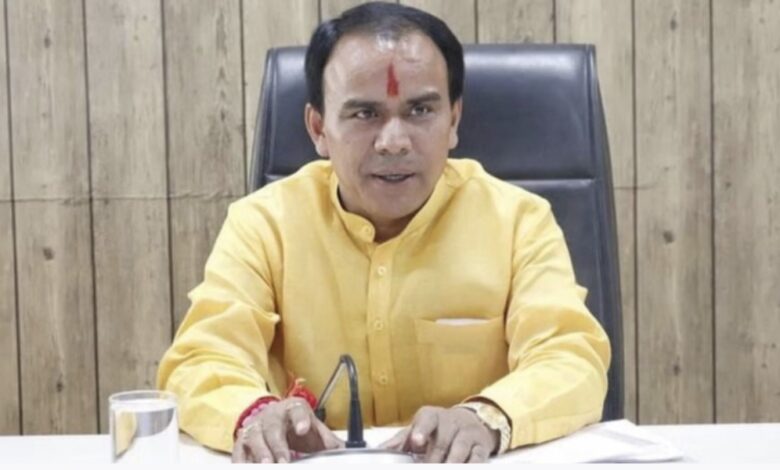 Uttarakhand: शिक्षकों को अब ऑनलाइन मिलेगी छुट्टी, शिक्षा व्यवस्था में डिजिटल शासन को बढ़ावा