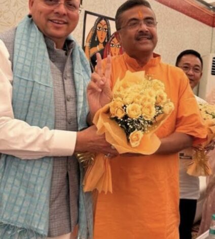 पश्चिम बंगाल में पहली बार भाजपा सरकार का गठन, शपथ ग्रहण समारोह में शामिल हुए CM Dhami