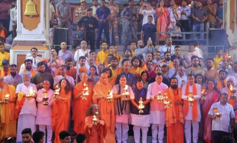 Rishikesh: भाजपा के राष्ट्रीय अध्यक्ष नितिन नवीन पहुंचे परमार्थ निकेतन, गंगा आरती में हुए शामिल