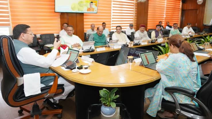 ईंधन बचत और प्रदूषण नियंत्रण पर धामी सरकार का फोकस, प्रदेश में लागू होगा ‘No Vehicle Day’ अभियान