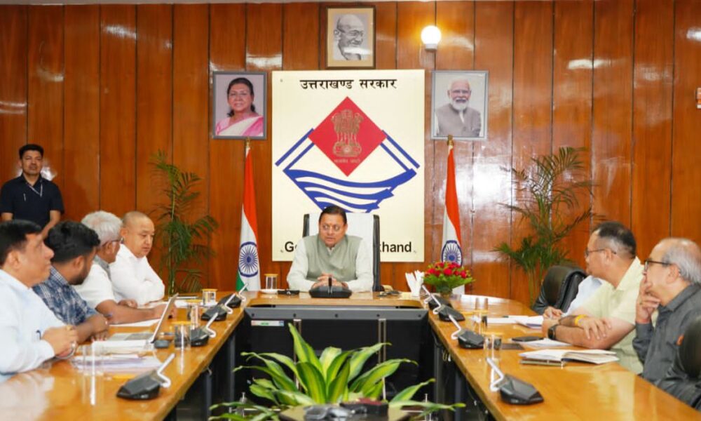 Uttarakhand News: स्प्रिचुअल हिल टाउन के रूप में बदरीनाथ के विकास की तैयारी, CM धामी ने मास्टर प्लान की प्रगति की ली जानकारी….