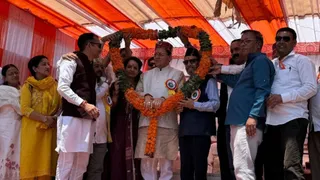 जौनसार-बावर पहुंचे सीएम धामी, बोले- प्रधानमंत्री के नेतृत्व में आदिवासी समाज की नीतियां और नियति बदलीं जौनसार-बावर पहुंचे सीएम धामी, बोले- प्रधानमंत्री के नेतृत्व में आदिवासी समाज की नीतियां और नियति बदलीं