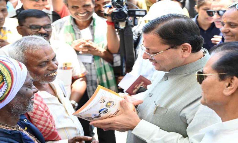 Uttarakhand News: चारधाम यात्रा व्यवस्थाओं पर CM धामी की नजर, ऋषिकेश ट्रांजिट कैंप का निरीक्षण कर श्रद्धालुओं से लिया फीडबैक…. Uttarakhand News: चारधाम यात्रा व्यवस्थाओं पर CM धामी की नजर, ऋषिकेश ट्रांजिट कैंप का निरीक्षण कर श्रद्धालुओं से लिया फीडबैक….