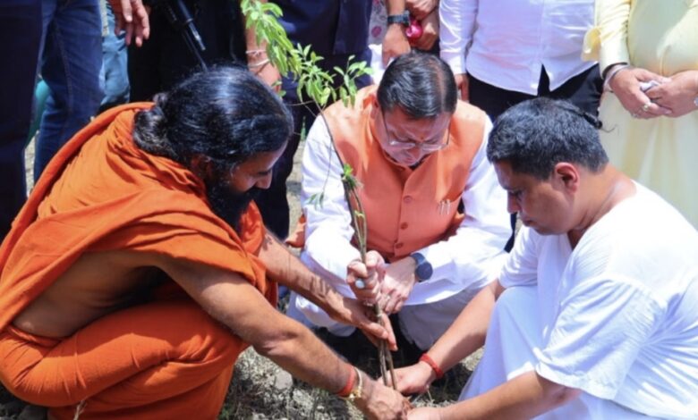 मालाग्राम में सीएम धामी ने किया पौधरोपण, ध्यान कुटी का निरीक्षण कर विकास कार्यों का लिया जायजा