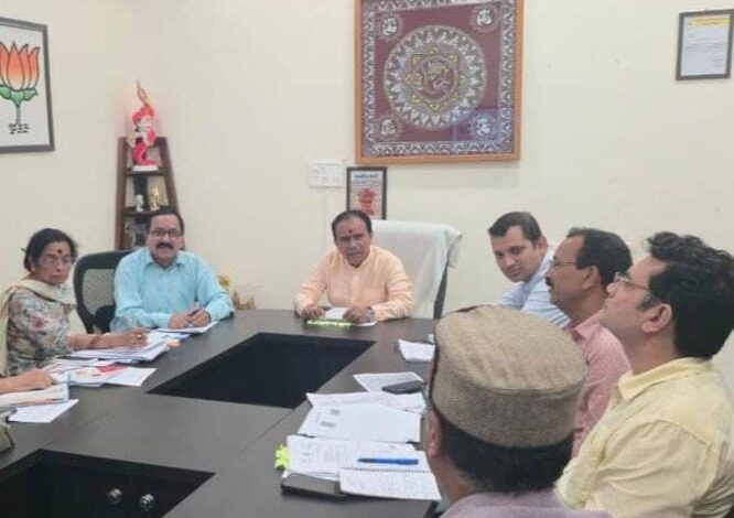 प्रवेशोत्सव में छात्रों को मिलेगा नशामुक्ति का संदेश, एनसीसी-एनएसएस से जोड़ने की पहल प्रवेशोत्सव में छात्रों को मिलेगा नशामुक्ति का संदेश, एनसीसी-एनएसएस से जोड़ने की पहल