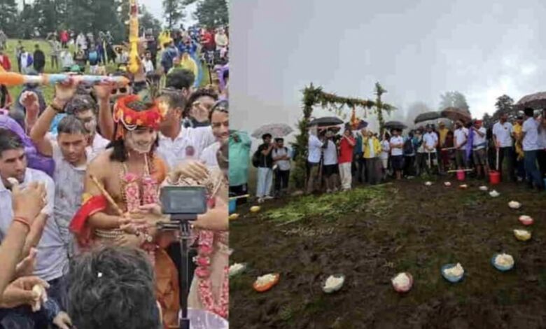 दयारा बुग्याल में गूंजी ढोल-दमाऊं की थाप, दूध-मक्खन से खेली अनोखी होली दयारा बुग्याल में गूंजी ढोल-दमाऊं की थाप, दूध-मक्खन से खेली अनोखी होली
