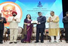 Uttarakhand News: LBSNAA में IAS ट्रेनिंग पूरी, उपराष्ट्रपति ने कहा- विकास का लाभ अंतिम व्यक्ति तक पहुंचाना प्रशासन की जिम्मेदारी….. Uttarakhand News: LBSNAA में IAS ट्रेनिंग पूरी, उपराष्ट्रपति ने कहा- विकास का लाभ अंतिम व्यक्ति तक पहुंचाना प्रशासन की जिम्मेदारी…..