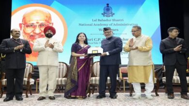 Uttarakhand News: LBSNAA में IAS ट्रेनिंग पूरी, उपराष्ट्रपति ने कहा- विकास का लाभ अंतिम व्यक्ति तक पहुंचाना प्रशासन की जिम्मेदारी….. Uttarakhand News: LBSNAA में IAS ट्रेनिंग पूरी, उपराष्ट्रपति ने कहा- विकास का लाभ अंतिम व्यक्ति तक पहुंचाना प्रशासन की जिम्मेदारी…..