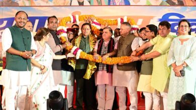 युवा संकल्प दिवस में धामी का आह्वान, नौकरी तलाशने के बजाय रोजगार देने का लक्ष्य रखें युवा
