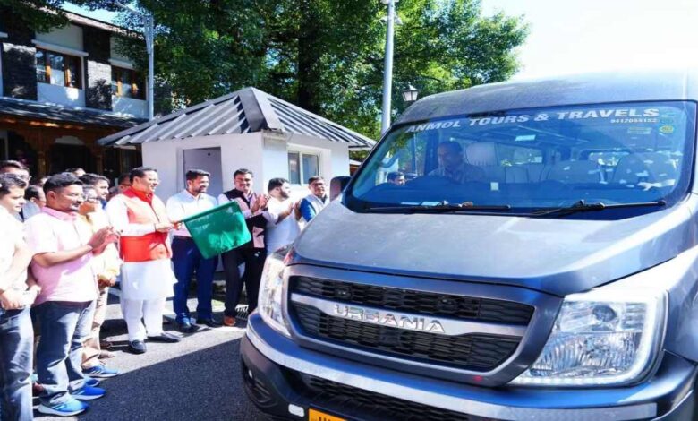 Uttarakhand News: हरियाणा की संस्कृति से रूबरू होंगे उत्तराखंड के युवा, सेवा यात्रा पर सीएम धामी ने दल को किया रवाना….