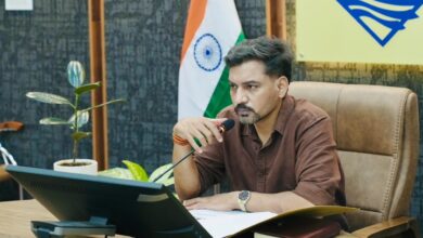 आवारा पशुओं पर डीएम सख्त, सर्वे कर पोर्टल पर अपलोड होगा पूरा डेटा आवारा पशुओं पर डीएम सख्त, सर्वे कर पोर्टल पर अपलोड होगा पूरा डेटा