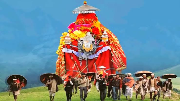 12 साल बाद पांच सितंबर से शुरू होगी नंदा देवी बड़ी जात, सजने लगे यात्रा मार्ग के गांव 12 साल बाद पांच सितंबर से शुरू होगी नंदा देवी बड़ी जात, सजने लगे यात्रा मार्ग के गांव