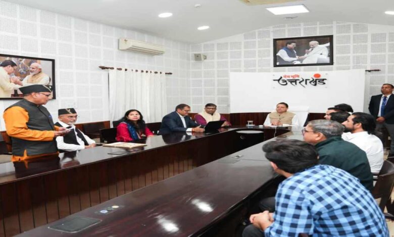 Uttarakhand News: उत्तराखंड की लोकभाषाओं को डिजिटल पहचान देंगे CM धामी, गढ़वाली-कुमाऊंनी और जौनसारी को AI से जोड़ने की पहल शुरू…. Uttarakhand News: उत्तराखंड की लोकभाषाओं को डिजिटल पहचान देंगे CM धामी, गढ़वाली-कुमाऊंनी और जौनसारी को AI से जोड़ने की पहल शुरू….