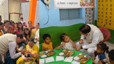 Uttarakhand News: बच्चों के बीच पहुंचे CM धामी, खुद परोसा खाना; गोदभराई से अन्नप्राशन तक निभाईं रस्में, आंगनबाड़ी कार्यकत्रियों और आशा कार्यकर्ताओं का किया सम्मान….. Uttarakhand News: बच्चों के बीच पहुंचे CM धामी, खुद परोसा खाना; गोदभराई से अन्नप्राशन तक निभाईं रस्में, आंगनबाड़ी कार्यकत्रियों और आशा कार्यकर्ताओं का किया सम्मान…..