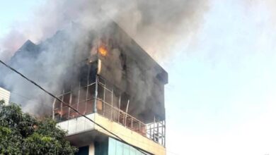 सुभाषनगर में हुंडई सर्विस सेंटर बना आग का गोला, दूर तक दिखा धुएं का गुबार