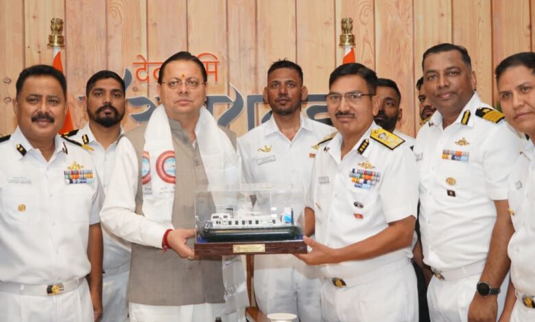माउंट मुकुट ईस्ट फतह कर लौटा तटरक्षक बल का दल, अब 2027 के एवरेस्ट अभियान की तैयारी